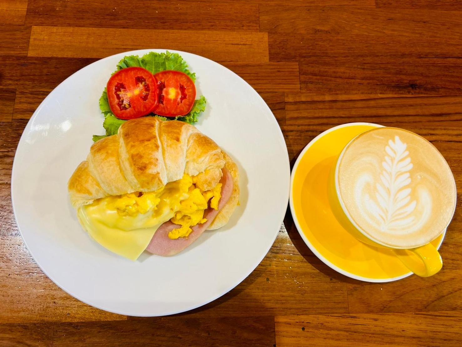 Coffeeandbeer Hostel Pattaya Luaran gambar