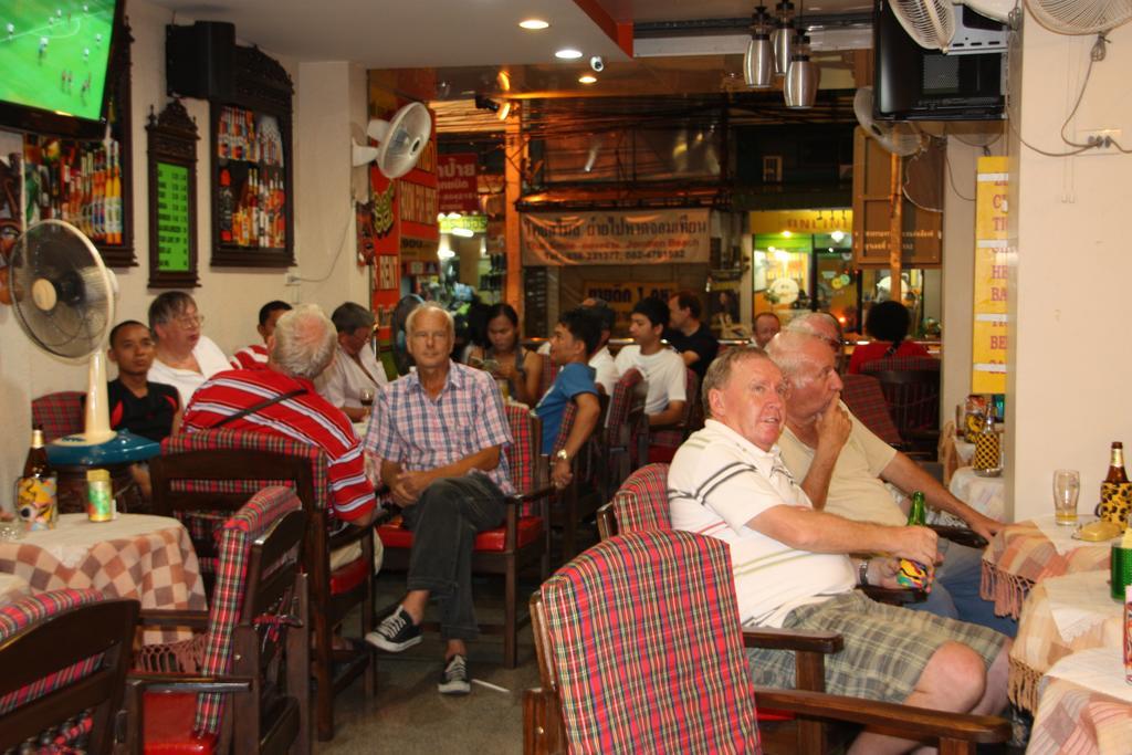 Coffeeandbeer Hostel Pattaya Bilik gambar