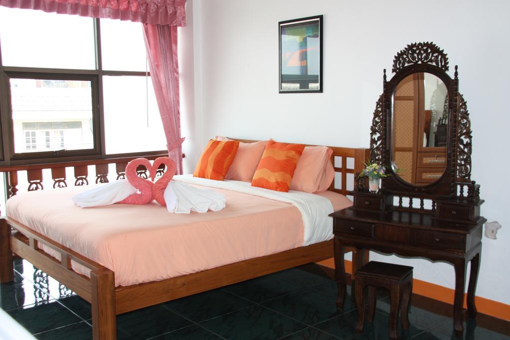 Coffeeandbeer Hostel Pattaya Bilik gambar
