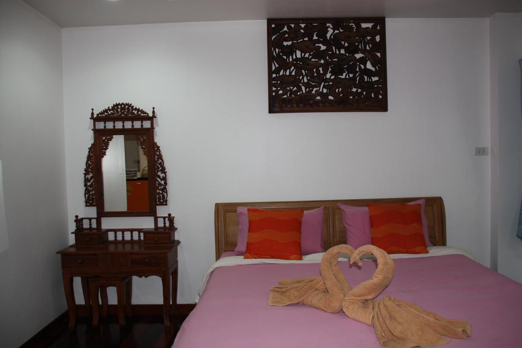 Coffeeandbeer Hostel Pattaya Bilik gambar