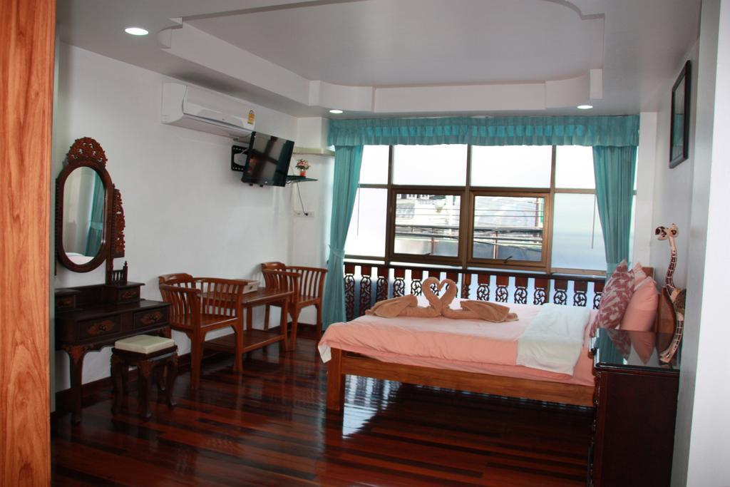 Coffeeandbeer Hostel Pattaya Bilik gambar